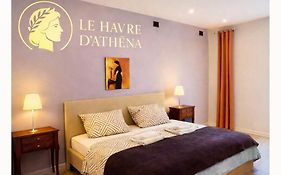 LE HAVRE D'ATHENA - Grand appart, jardin privé, abri vélos&accès rapide A61